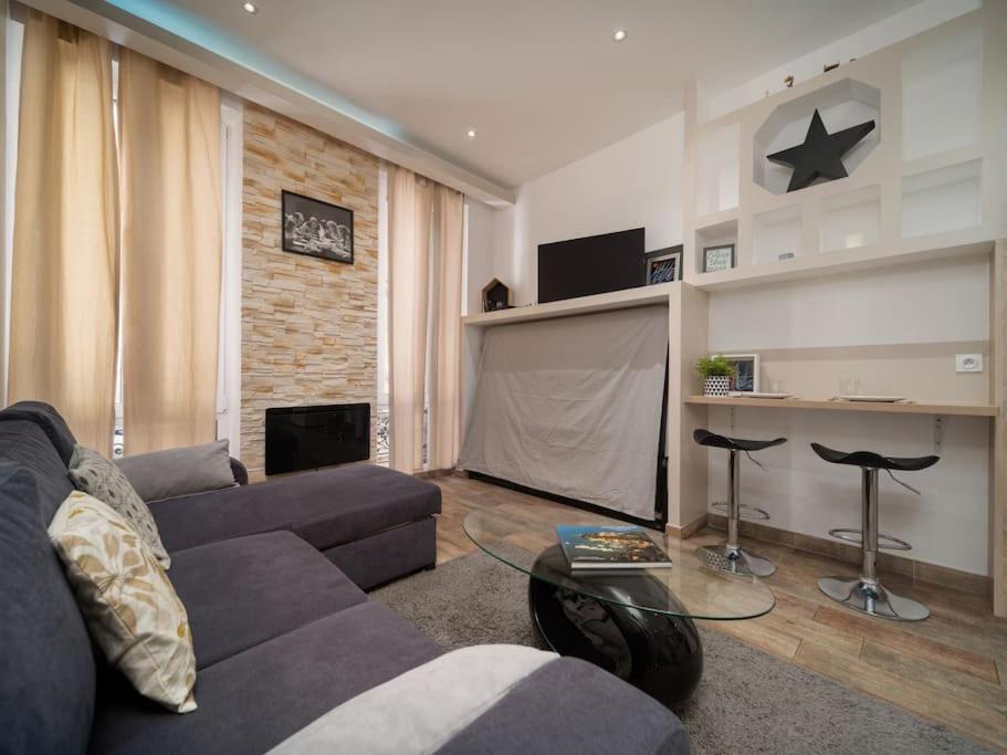 Appartement Tout Equipe 2 A 4 Couchages Au Coeur Du Vieux Port Marseille Exteriör bild