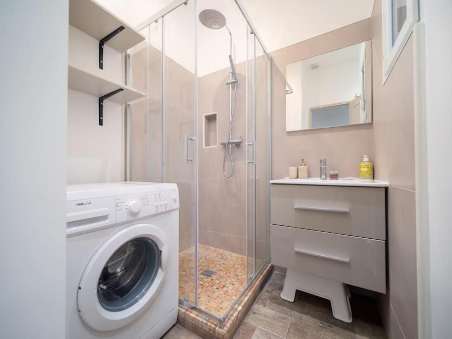 Appartement Tout Equipe 2 A 4 Couchages Au Coeur Du Vieux Port Marseille Exteriör bild
